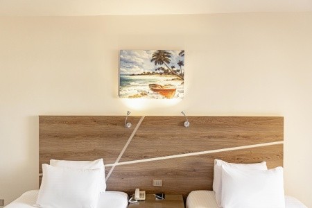 Blend Elphistone Resort - 108