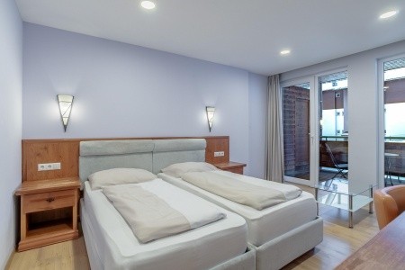 Victoria By Vaya - 45