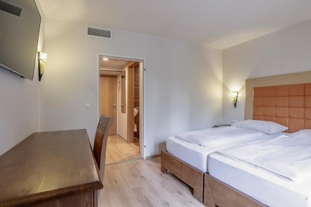 Victoria By Vaya - 87