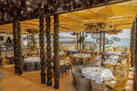 Green Life Beach Resort - 16