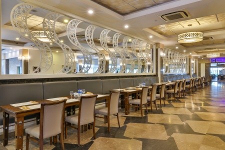 Crystal Waterworld Park Resort & Spa - 97