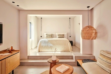 Minos Beach Art - 15