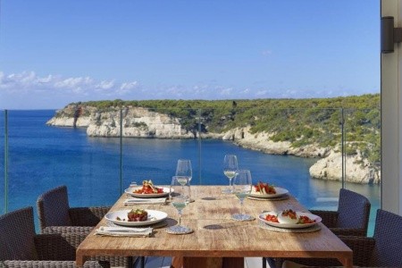 Španielsko Menorca Meliá Cala Galdana 6 dňový pobyt Polpenzia Letecky Letisko: Budapešť October 2026 (15/10/26-20/10/26)