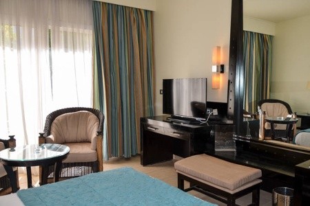 Reef Oasis Blue Bay Resort & Spa - 29