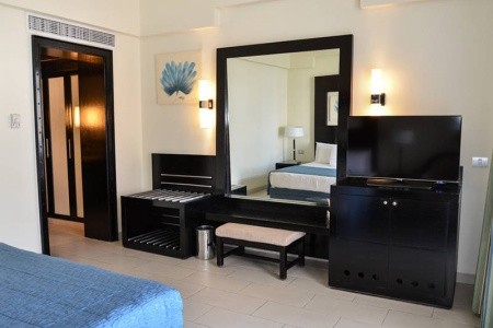 Reef Oasis Blue Bay Resort & Spa - 76