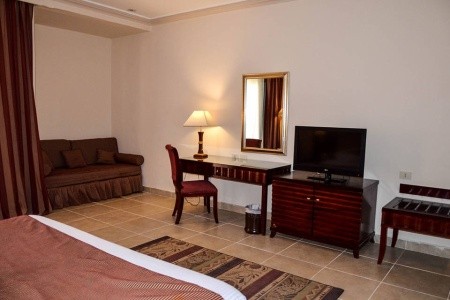 Rehana Royal Beach Resort - 77