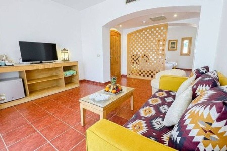 Tamra Beach Resort - 65