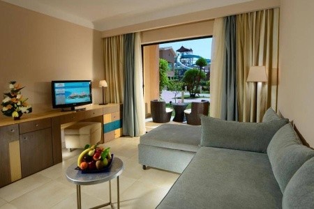 Coral Sea Aqua Club - 66