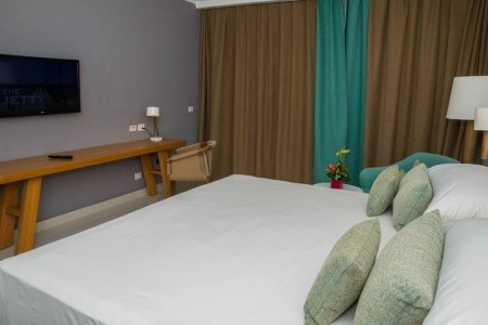 Renaissance Golden View Beach Resort - 42