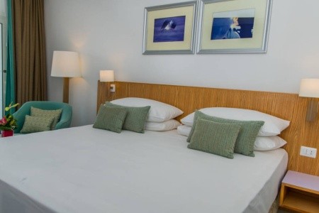 Renaissance Golden View Beach Resort - 47