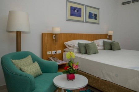 Renaissance Golden View Beach Resort - 53