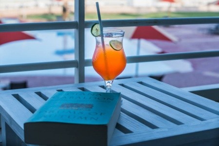 Renaissance Golden View Beach Resort - 58