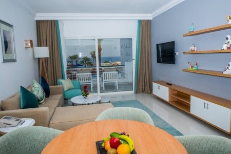 Renaissance Golden View Beach Resort - 84