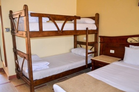 Regency Plaza Aquapark & Spa - 8