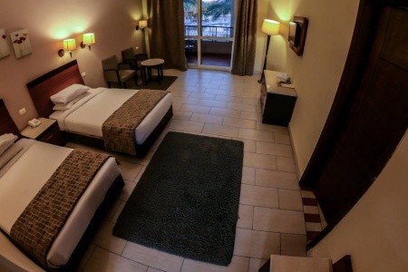 Regency Plaza Aquapark & Spa - 9