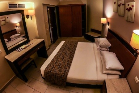 Regency Plaza Aquapark & Spa - 10