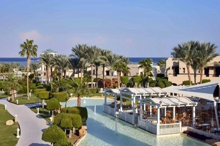 Coral Sea Holiday Village - 19