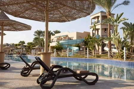 Coral Sea Holiday Village - 24