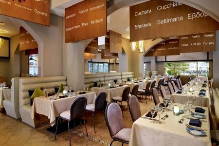 Coral Sea Holiday Village - 28