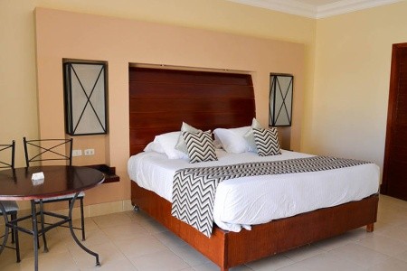 Coral Sea Holiday Village - 31