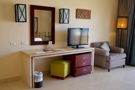 Coral Sea Holiday Village - 33