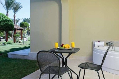 Coral Sea Holiday Village - 45