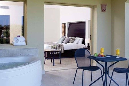 Coral Sea Holiday Village - 47