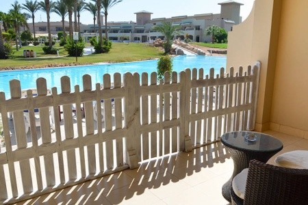 Coral Sea Holiday Village - 56