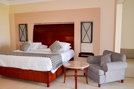 Coral Sea Holiday Village - 62