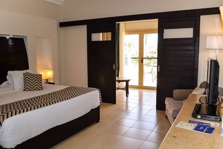 Coral Sea Holiday Village - 79