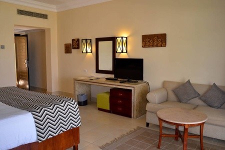 Coral Sea Holiday Village - 89