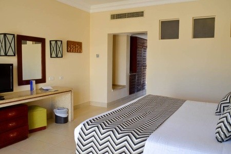 Coral Sea Holiday Village - 95