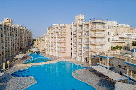 Sphinx Aqua Park Beach Resort - 36