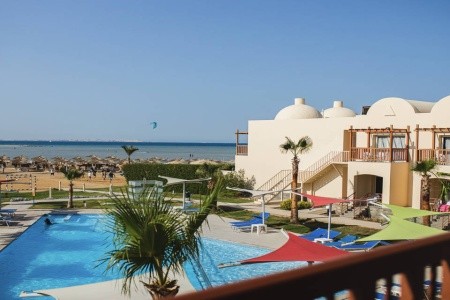 Titanic Beach Spa & Aquapark - 26