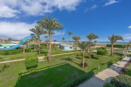 Titanic Beach Spa & Aquapark - 30