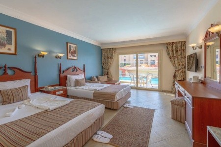 Titanic Beach Spa & Aquapark - 31