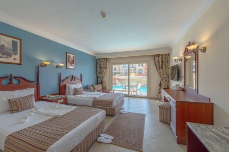 Titanic Beach Spa & Aquapark - 35