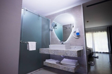 Titanic Beach Spa & Aquapark - 47