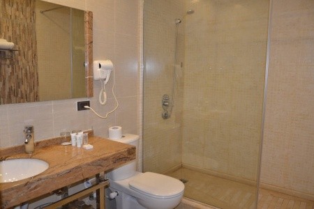 Gravity Hotel & Aqua Park Sahl Hasheesh - 44