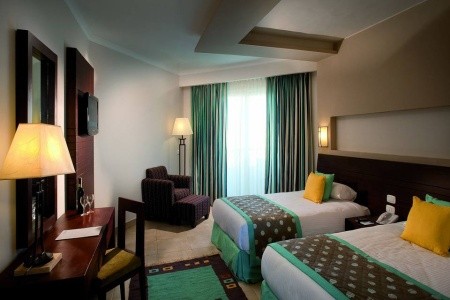 Amwaj Beach Club Resort & Aqua Park - 79