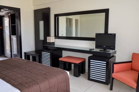 Reef Oasis Beach Resort - 90