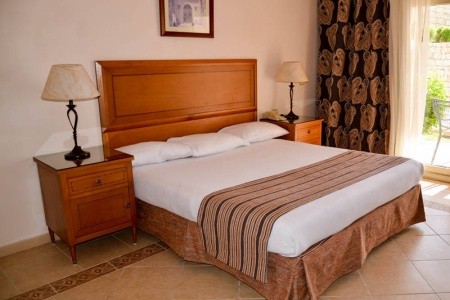 Continental Plaza Beach - 53