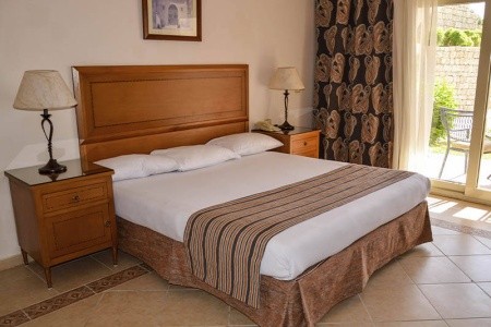 Continental Plaza Beach - 59