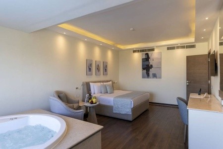 Posh Club By Sunrise Montemare - 44