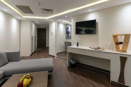 Posh Club By Sunrise Montemare - 50