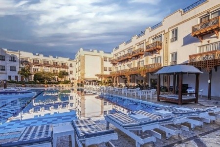 Falcon Naama Star - 9