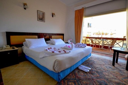 Falcon Naama Star - 21