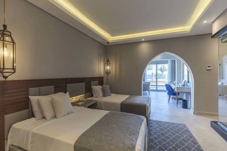 Posh Club By Sunrise Diamond Beach - 46