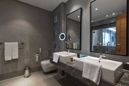 Posh Club By Sunrise Diamond Beach - 51