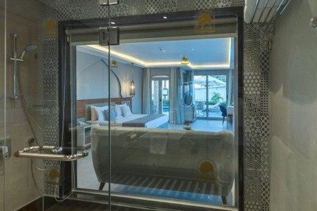 Posh Club By Sunrise Diamond Beach - 52